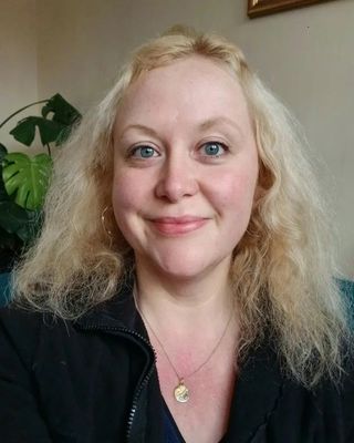 Photo of Katrin Kemmerzehl, Counsellor, MNCPS Acc.