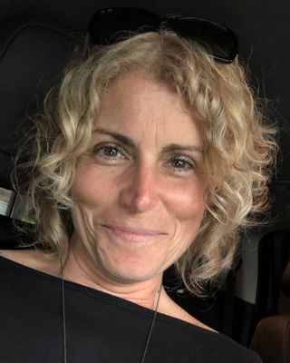 Photo of Kristin Laws, Clinical Social Work/Therapist, LICSW