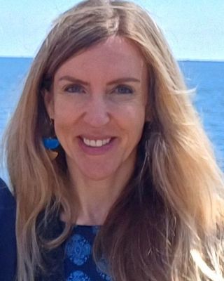 Photo of Fiona Grieveson, Psychotherapist, MA, MBACP