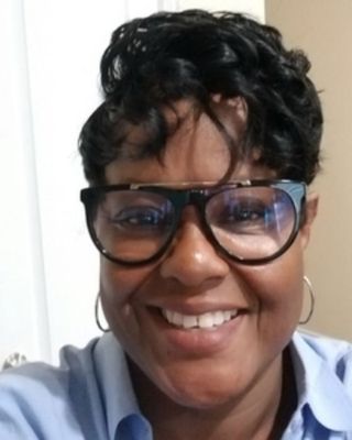 Photo of Shewanna Giles, Clinical Social Work/Therapist