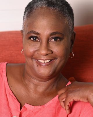 Photo of Carolyn Harris-Hutchinson, Clinical Social Work/Therapist, LICSW