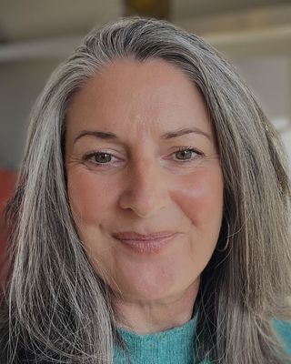 Photo of Rebecca Muller, Psychotherapist, MSc, MBABCP