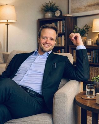 Photo of L. Paul Welder, Psychiatrist, M.D.