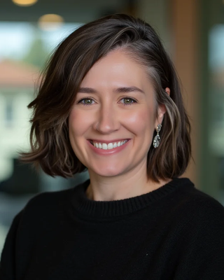 Photo of Melissa Paradis, Licensed Professional Counselor Candidate, LPCC