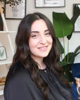 Photo of Tara Maggiacomo, Registered Psychotherapist, RP