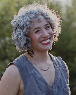 Photo of Carly Rubin, Marriage & Family Therapist, MA, LMFT