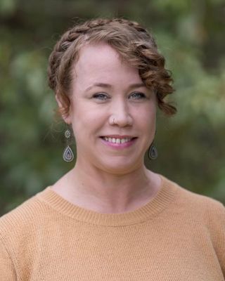 Photo of Regina Mead, Clinical Social Work/Therapist, MSW, LCSW