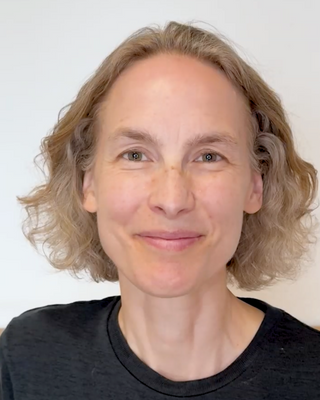 Photo of Tamsin Bohnet, Registered Psychotherapist (Qualifying)