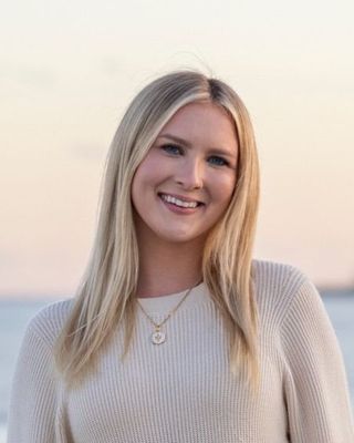 Photo of Amber Dibner, Pre-Licensed Professional