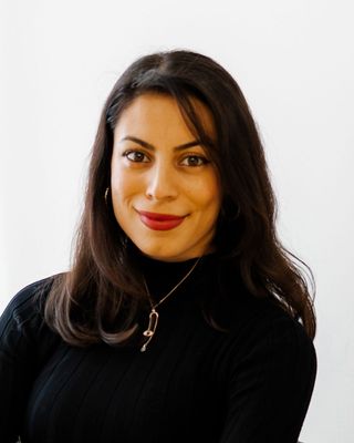 Photo of Sanam Rezaei, Registered Social Worker, MSW, RSW