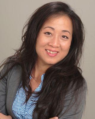 Photo of Evelyn Co, Licensed Professional Counselor, MA, ATR-BC, LMFT-CA