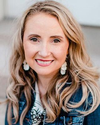 Photo of Samantha Duncan Hudson, Psychiatric Nurse Practitioner, APRN, PMHNP-C, FNP-BC