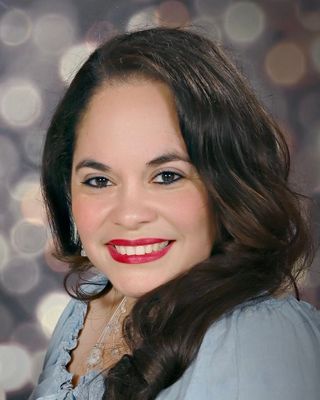Photo of Itsuannette Canales, LMFT, BSM, Marriage & Family Therapist