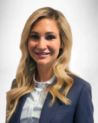 Photo of Angela Lang, Psychiatric Nurse Practitioner, PMHNP