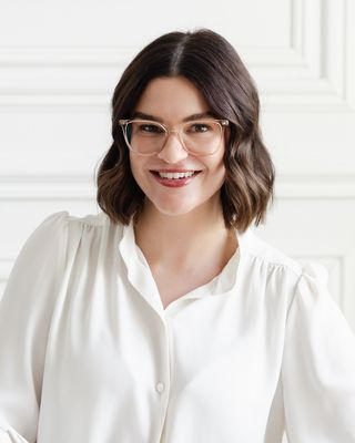 Photo of Diana Ostap, Registered Psychotherapist (Qualifying)