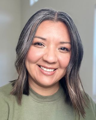 Photo of Angeli Fernandez, Marriage & Family Therapist, MS, LMFT