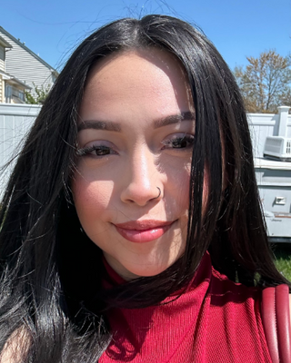 Photo of Mayra Castro, Clinical Social Work/Therapist, LCSW