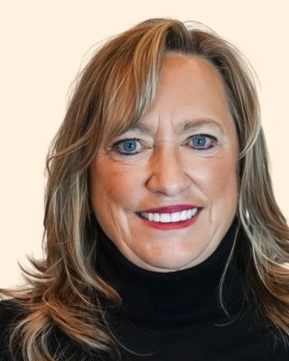 Photo of Dr. Rebecca Jones, Clinical Social Work/Therapist, PhD, LCSW, LMFT