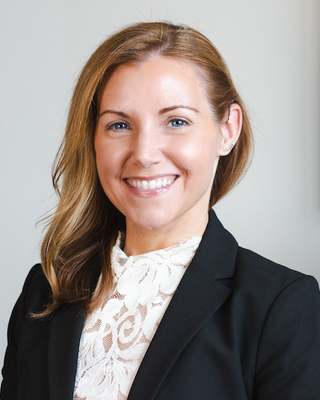 Photo of Sarah Farris, Counselor in North Center, Chicago, IL