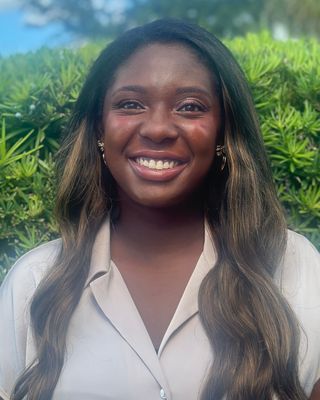 Photo of Ariana Rolle, Pre-Licensed Professional, MA, RMHCI