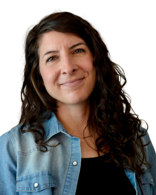 Photo of Kayla Vander Ploeg, Registered Psychotherapist, CCC, MACP