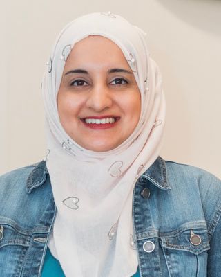 Photo of Faizah Latif, Registered Social Worker in Guelph, ON