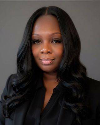 Photo of Francyne Mireku, Clinical Social Work/Therapist, LCSW