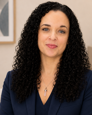 Photo of Rina S Santiago-Guia, Psychologist, PsyD
