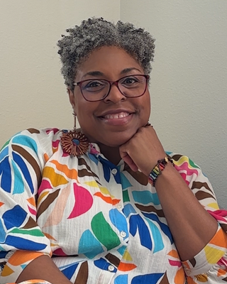 Photo of Tracy Dickens, Psychologist, Ph.D.