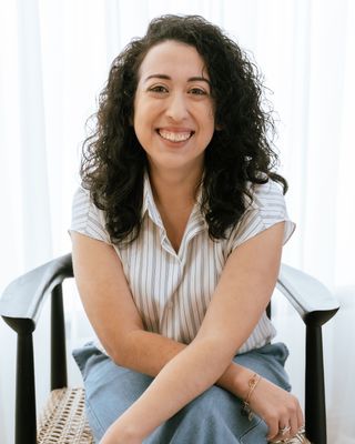 Photo of Alanna Esquejo, Marriage & Family Therapist