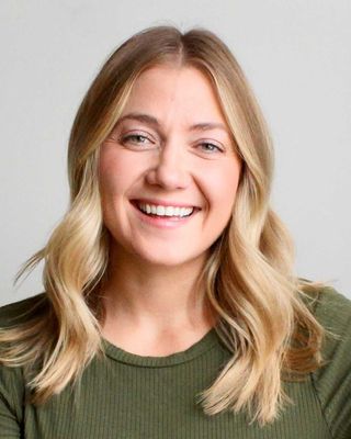 Photo of Emily Harris, Pre-Licensed Professional, APCC