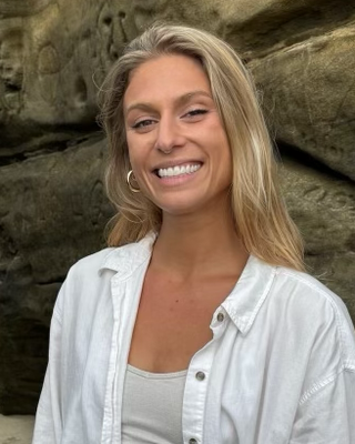 Photo of Allie Masterson, Pre-Licensed Professional in San Diego, CA