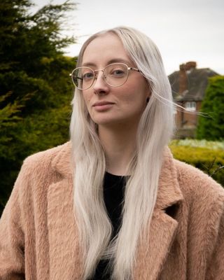 Photo of Jade Flello, Psychotherapist, MBACP
