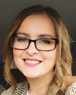 Photo of Amy Mayhew, Counsellor, MBACP
