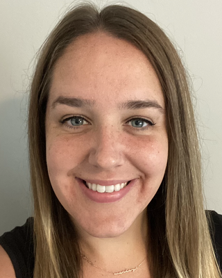 Photo of Kara Oliveira, Clinical Social Work/Therapist, LCSW
