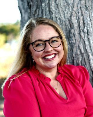 Photo of Janessa Radford, Clinical Social Work/Therapist, MSW, MA, LCSW