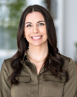 Photo of Taylor Weaver, Clinical Social Work/Therapist, MSW, LISW, RYT-200