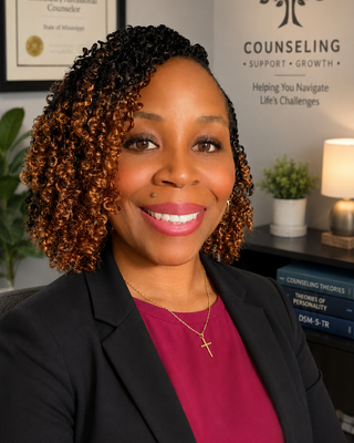 Photo of Lasheka Eanochs, Licensed Professional Counselor, LPC