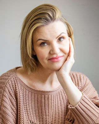 Photo of Zoe Dagneault, Counsellor, MC, RCC