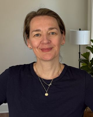 Photo of Abi Rayner, Licensed Social Worker, MSW, LSW