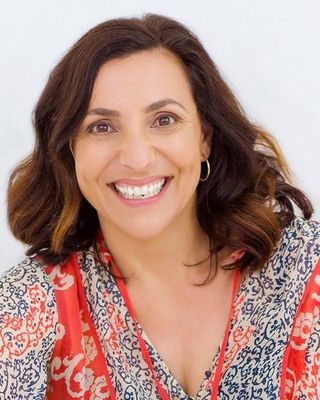 Photo of Eliza McCann, Counsellor, PACFA