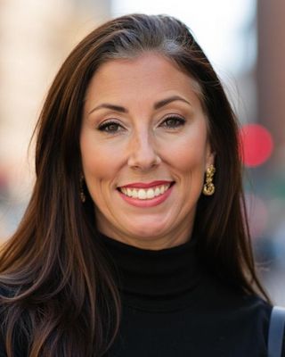Photo of Angela Fautt-Gatdula, Marriage & Family Therapist Associate, MA, AMFT