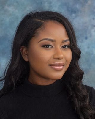Photo of Vayola Thelusma, Pre-Licensed Professional, MSW