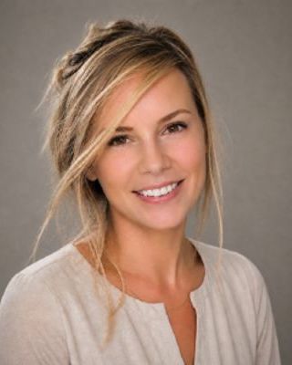 Photo of Loni Lucas, Psychiatric Nurse Practitioner, MSN, APRN, PMHNP
