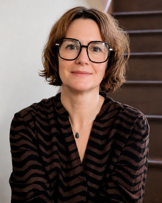 Photo of Bronwyn Silva, Psychotherapist, PNCPS Acc.