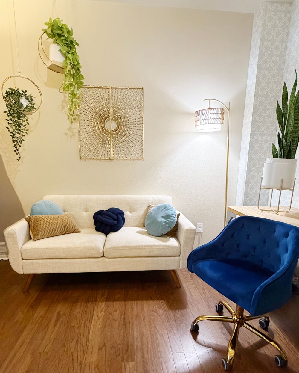 Office space at Flowpath Therapy, specializing in anxiety disorders, OCD, and life transitions across Texas.