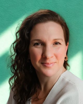 Photo of Devon D'Andrea, Registered Psychotherapist (Qualifying)