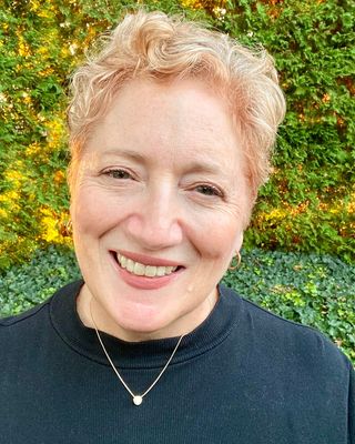 Photo of Lee Renee Lucas, Clinical Social Work/Therapist, MSS