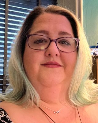 Photo of Lesley Ann Marsden, Psychotherapist, MBABCP