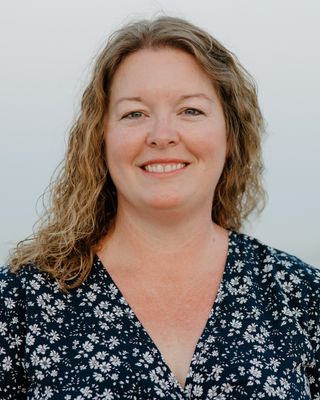Photo of Kelly Dardeen, Psychologist in Indiana